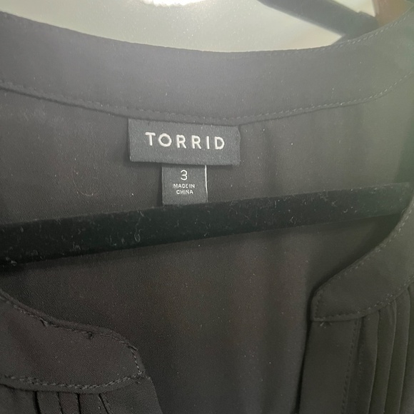 Torrid Sheer Blouse - Picture 3 of 4